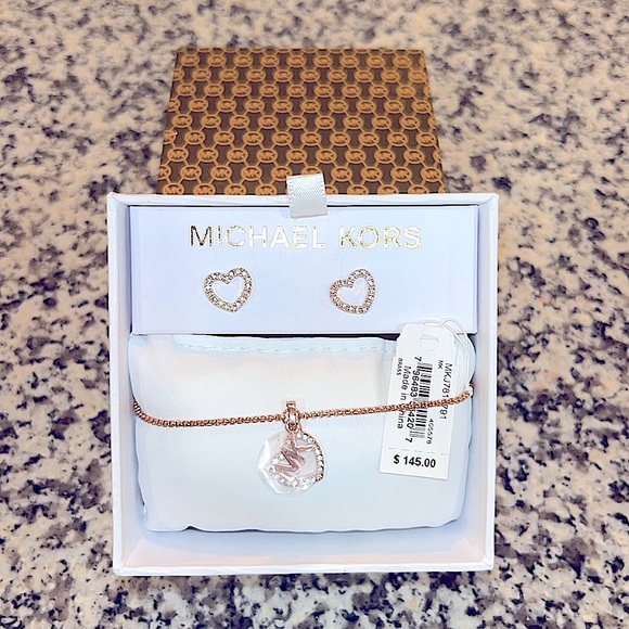 Michael Kors Rose Gold Crystal Heart Stud Earring & Logo Charm Bracelet Box Set. - Picture 15 of 16